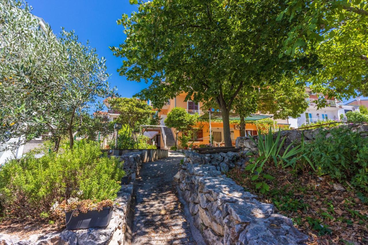 Apartments Lilin Crikvenica Exterior photo